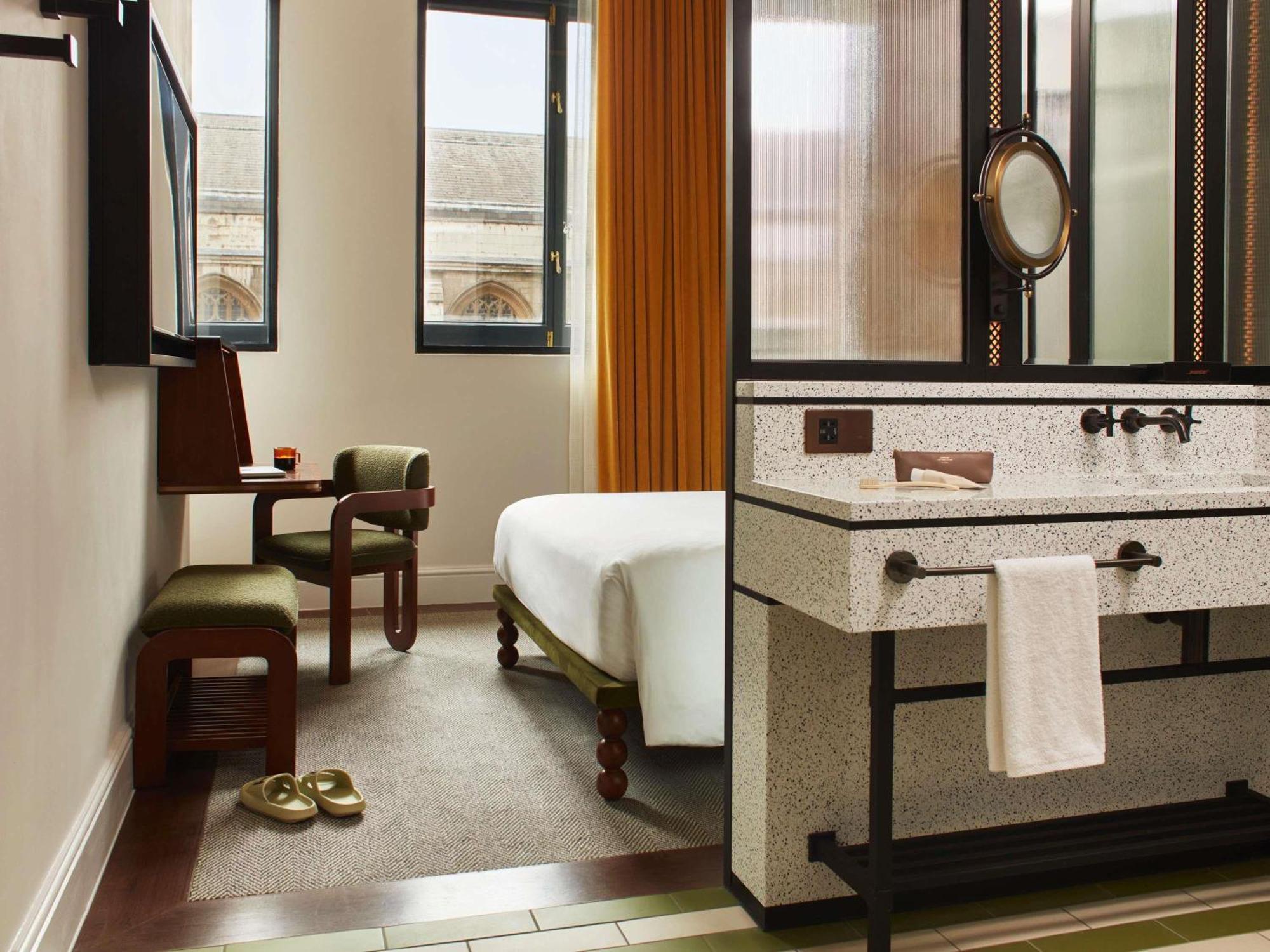 Hyde 4* London